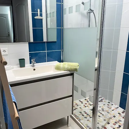 Ferienhaus Maison Mitoyenne A Barbatre, Proche Plage, 4 Personnes, Wi-fi, Jardin Clos - Fr-1-823-92